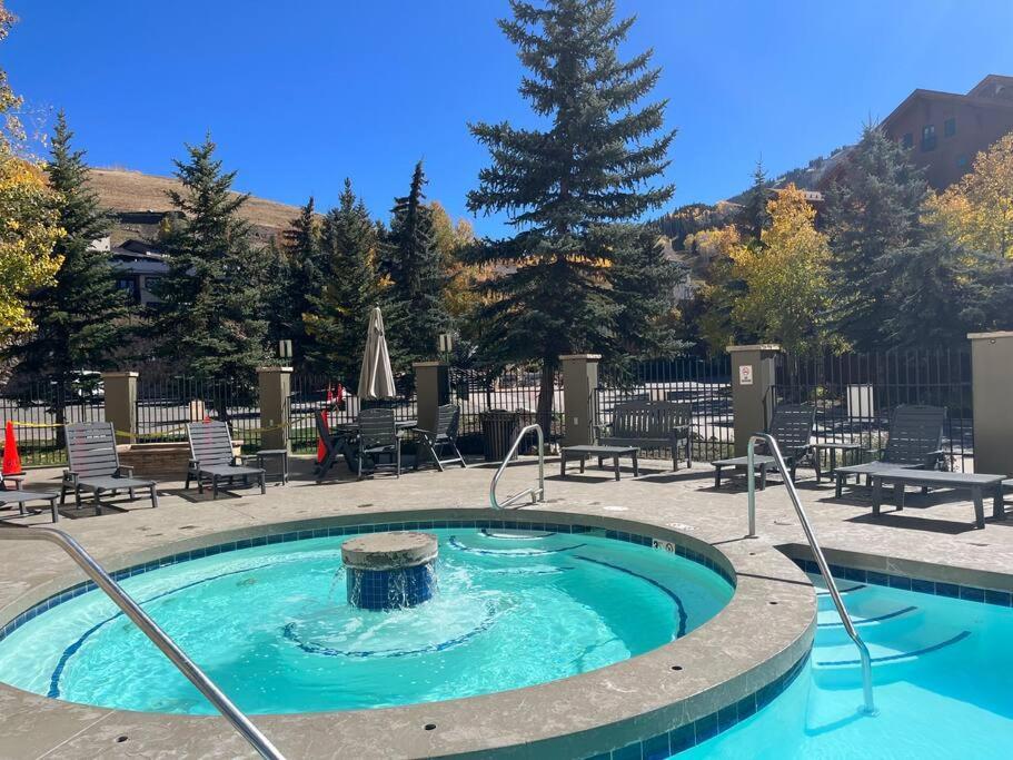 Ferienwohnung Mt Cb Mountain Side With King Bed, Hot Tub, Pool & Kitchen! Crested Butte Exterior foto